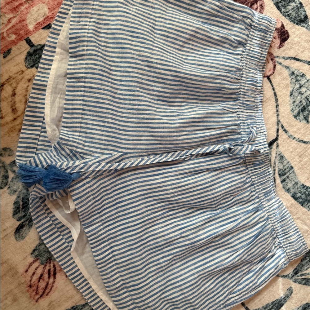 Vineyard Vines Seersucker Shorts with Tassel Tie